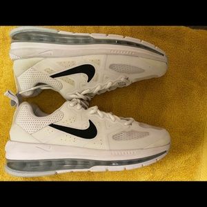 Nike Air Max Genome Mens size 7.5